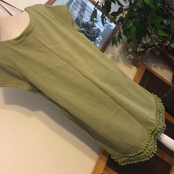 Isaac Mizrahi sage green Pom Pom hem tunic top - Picture 5 of 8